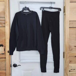 Magellan/Fruit of Loom mans sweatshirt and thermal long lohn pants  size small